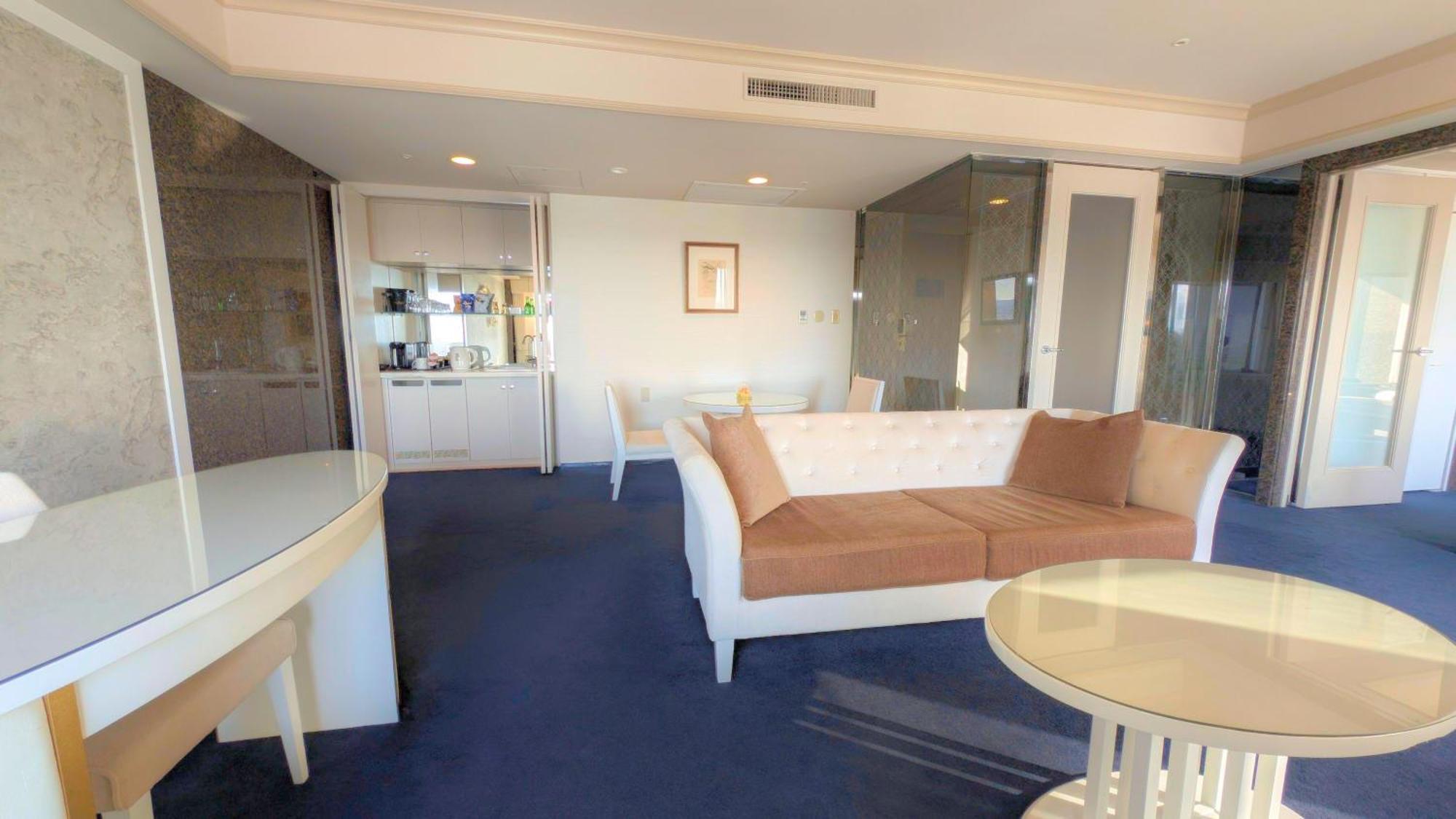 Premier Hotel Nakajima Park Szapporo Kültér fotó A suite at the hotel